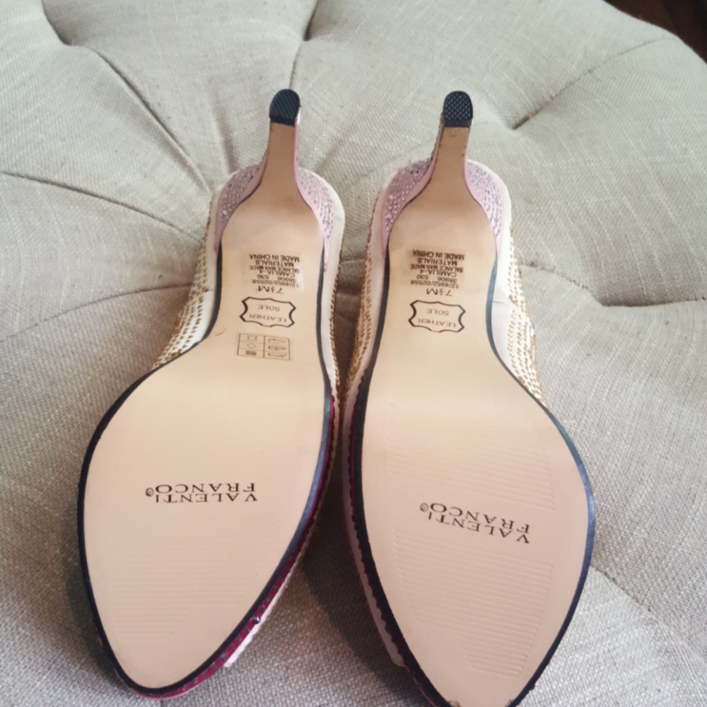 Shoes - Picture 3 of 5